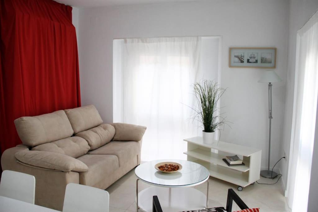 Cosy Apartment / Literally At The Foot Of Alhambra Granada Ngoại thất bức ảnh